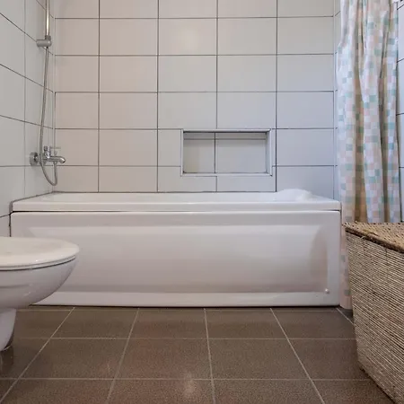 Esma Villa